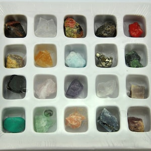 Natural Rough Stone Specimens-20 Raw Crystals Set - Mixed Rough Gemstones -Rough Natural Mixed Quartz Premium Grade Stones
