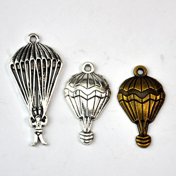 Porte clé Brevet PARACHUTSTE + SANT MCHEL crca 1960 ORGNAL PARA