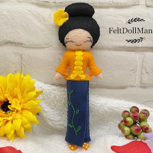 Felt Doll Pattern. Singaporean Nyonya Doll. Felt Doll. PDF Pattern. Softie. Plush Doll. South-east Asia Style.
