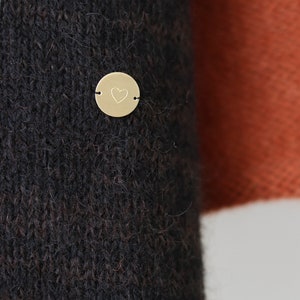NOUVELLE écharpe chaude et confortable en laine et mohair, grand châle de couleur orange brûlé, gris foncé et marron, fait main en Lettonie par Agnese Kirmuza. image 9