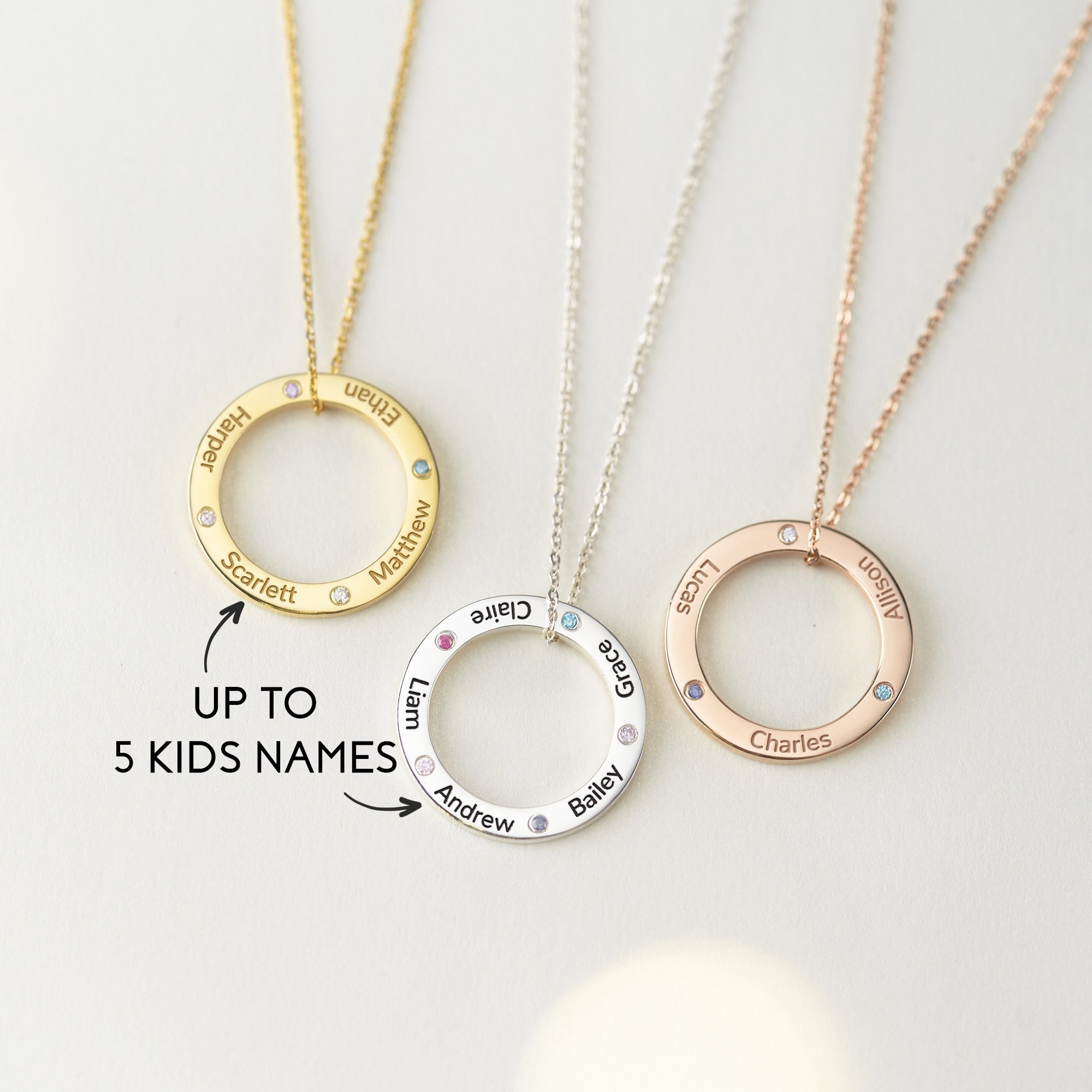 Gold necklace with grandchildren names discount