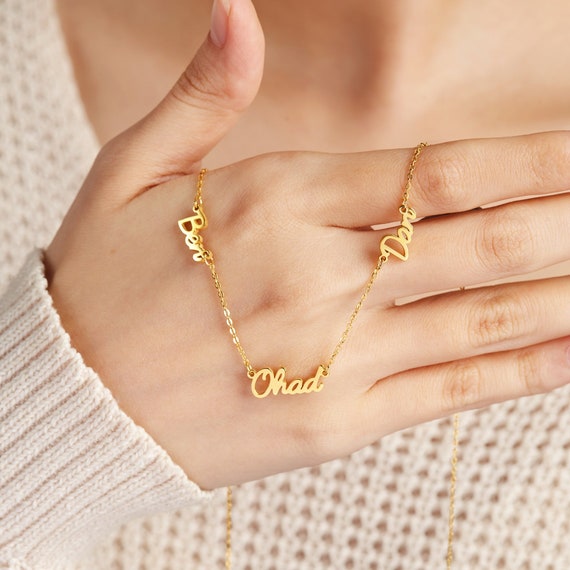 Child name shop necklace for mom