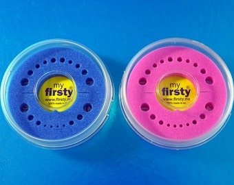 2x Baby Tooth Box >Firsty Round< (Blue+Pink, Boy+Girl), including Sticker - Hurray, my first Tooth came out! -