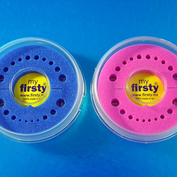 2x Baby Tooth Box >Firsty Round< (Blue+Pink, Boy+Girl), including Sticker - Hurray, my first Tooth came out! -