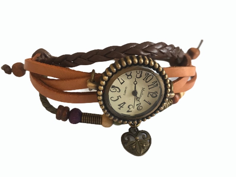 Montre en cuir, steampunk, cuir, perlée, breloques, réglable, marron, beige, cadeau pour elle image 1