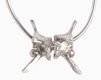 Collana di ossa