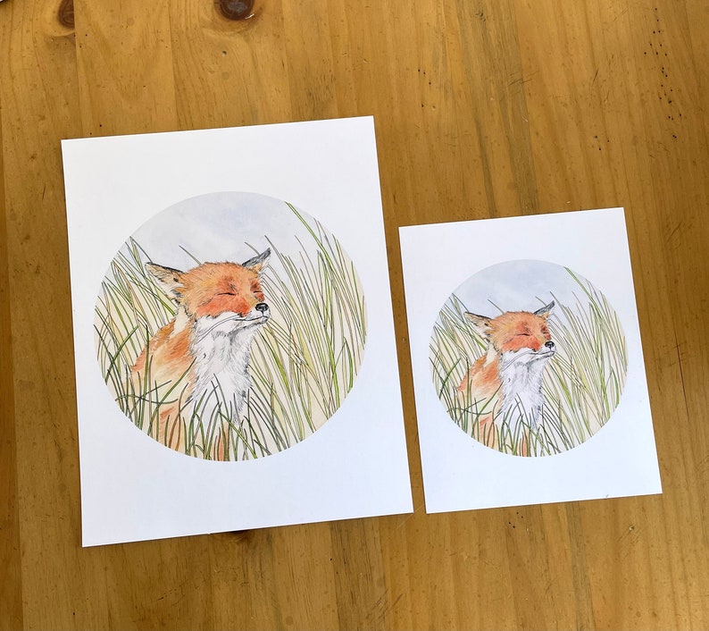 Happy Fox. Watercolour Circle Fox Print. Windy Grass Painting. imagem 5