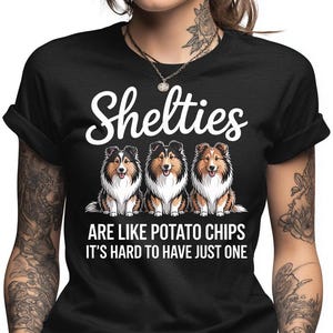 Sheltie Shirt Funny Dog Mom Gift, Shetland Sheepdog Tee, Multiple Shelties Design, Dog Owner Apparel, Cute Puppy Lover T-Shirt immagine 1
