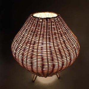 Rattan Table Lamp,Decorative Table Lamp,Decor Rattan Lamp,Rattan Desk Lamp,Rattan Lighting Fixture,Bedside Lamp,Bedroom Lighting,Night Lamp