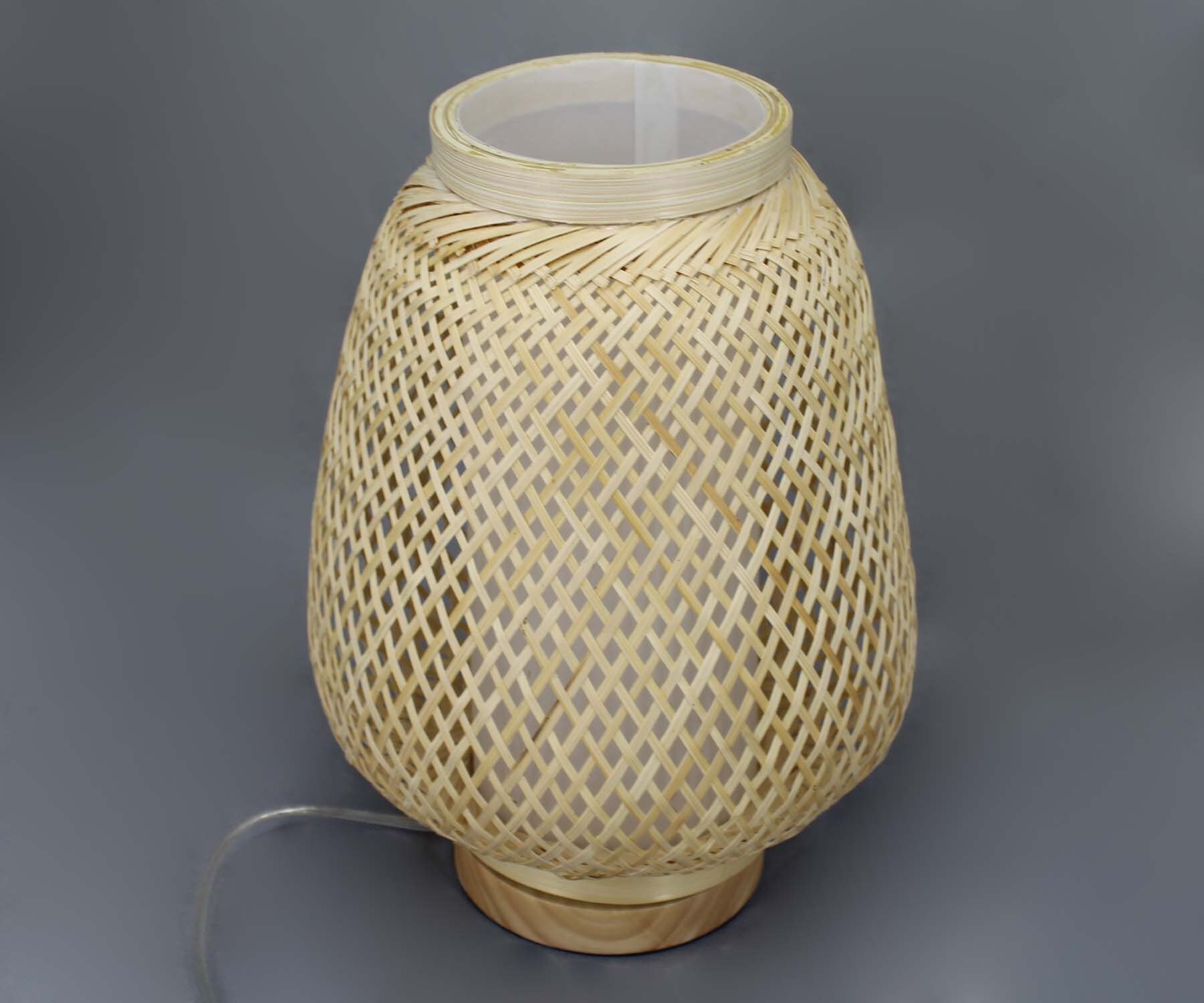 Handmade Bamboo Weaving Table Lamp With Wood Base - Retro Bedside Night Light
