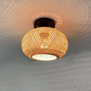 Small Round Bamboo Flush Mount Light Fixture (9.8&#39;&#39;x7.5&#39;&#39;)