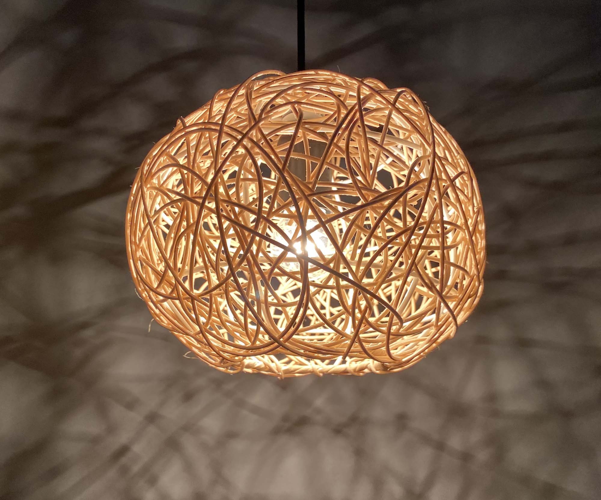 Small Spherical Rattan Pendant Light,Countryside Style Lighting,Globe Pendant Light,Rattan Globe Ceiling Lighting Fixture,Dia 20cm / 7.8''