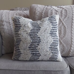 Crochet pillow pattern, crochet home decor, DIY decor, crochet pdf pattern