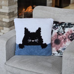 Crochet Cat Pillow Pattern, Crochet Pillow Pattern, Crochet Cat Pattern, crochet home decor, crochet pillow, PEEKING KITTY PILLOW