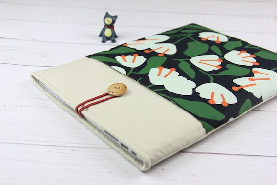 padded macbook pro case