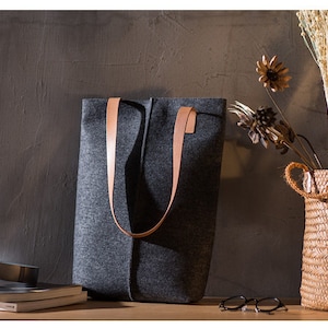 Tote bag - 100% Wool Felt, Pure Vegetable Tanned Leather