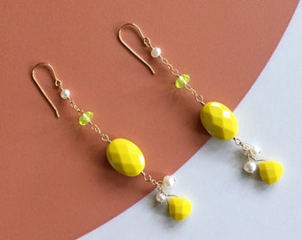 Boucles d'oreilles plumeau en pierre gemme jaune de jaspe Pièce unique en son genre avec perles de jade citronné | Pendants d'oreilles en quartz jaune et pierres semi-précieuses