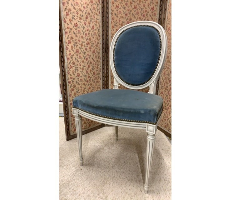 Pretty Painted Louis Xvi Style Bedroom Boudoir Chair For