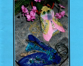 Fantasy Entomon Purse Pattern