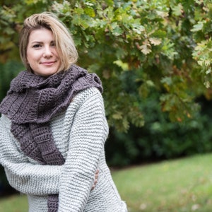 Hooded scarf, a cowl scarf crocheted in wool and alpaca, mod. CALAIS image 8