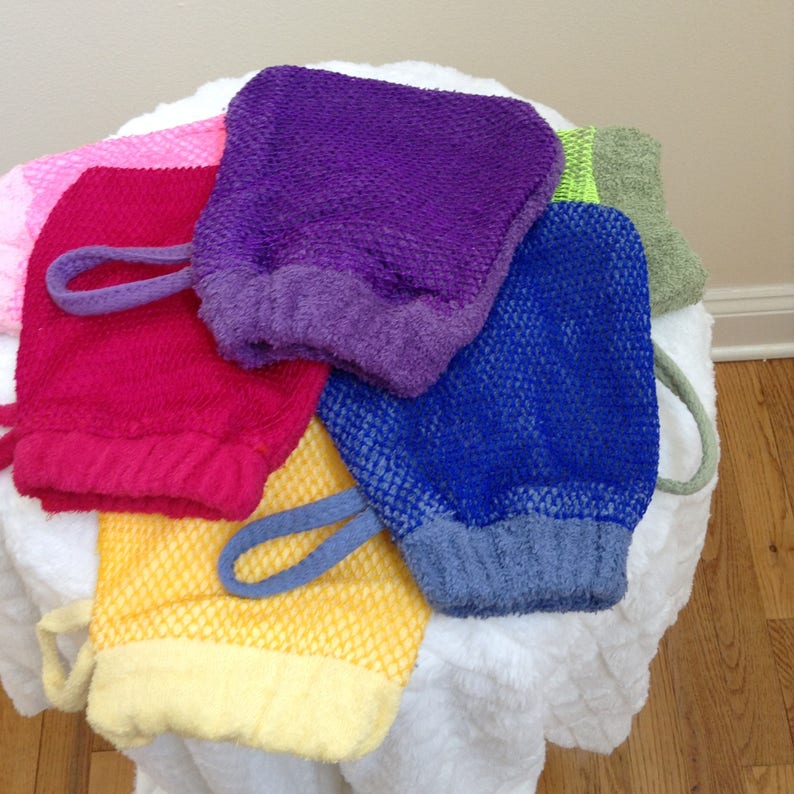 Exfoliating net bath washcloth mitt. African nylon net Etsy