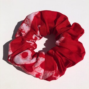 Red and White Scrunchie with Wide Elastic