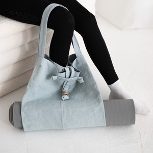 Yoga-bag-durable-linen-pale-blue-LINBELE