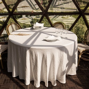 Off-white Round Linen Tablecloth diameter 300 cm with 8 napkins.  Stonewashed Heavy Table-linen Set. Courier shipping. Handmade in Lithuania