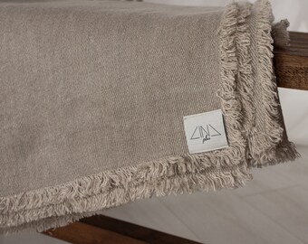 Soft Twill Linen Throw RAWEDGIA - Raw Edge Finish - 58x80" - Natural undyed flax color - Stonewashed - Heavy-weight - Handmade in Lithuania