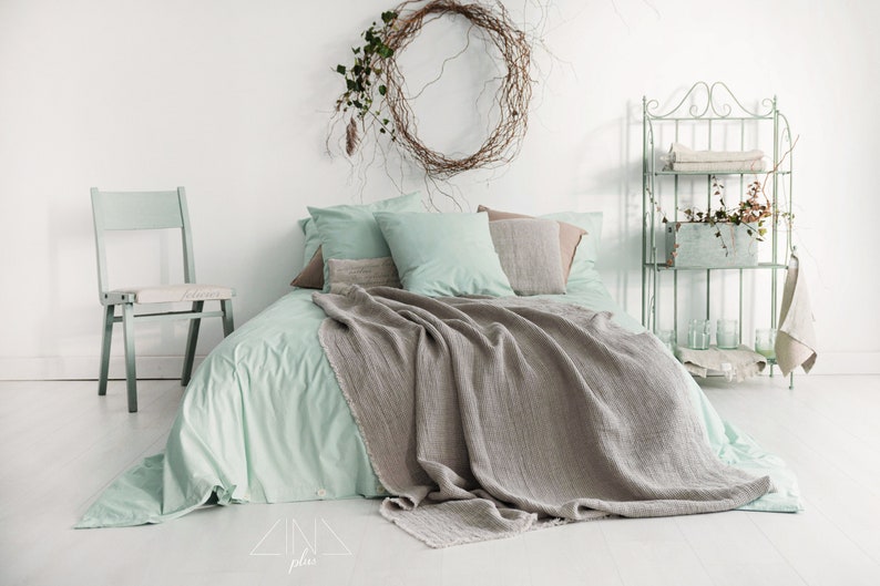 Stonewashed Linen Waffle Throw RAWEDGIA with short fringes image 5