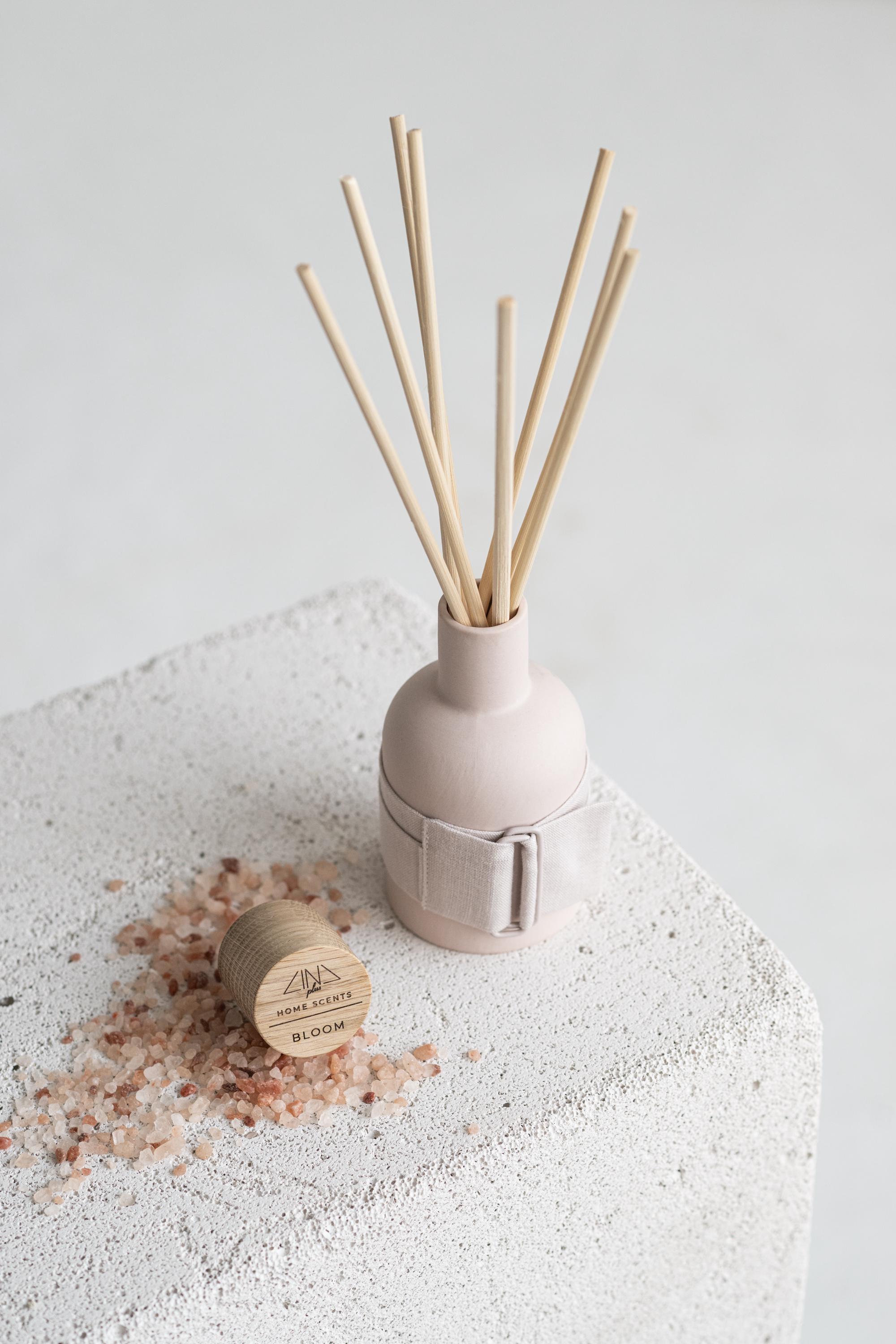 Pink Reed Diffuser Box PINK REED DIFFUSER: Bloom, Divine, Echo, Serenity. Ceramic Vase With ...