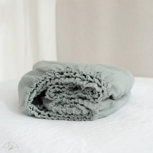 Pre-washed Linen Fitted Sheet | Italian Medium-weight Linen | 12 Dyed Colors | Full, Queen, King, Custom sizes | Handmade in Lithuania