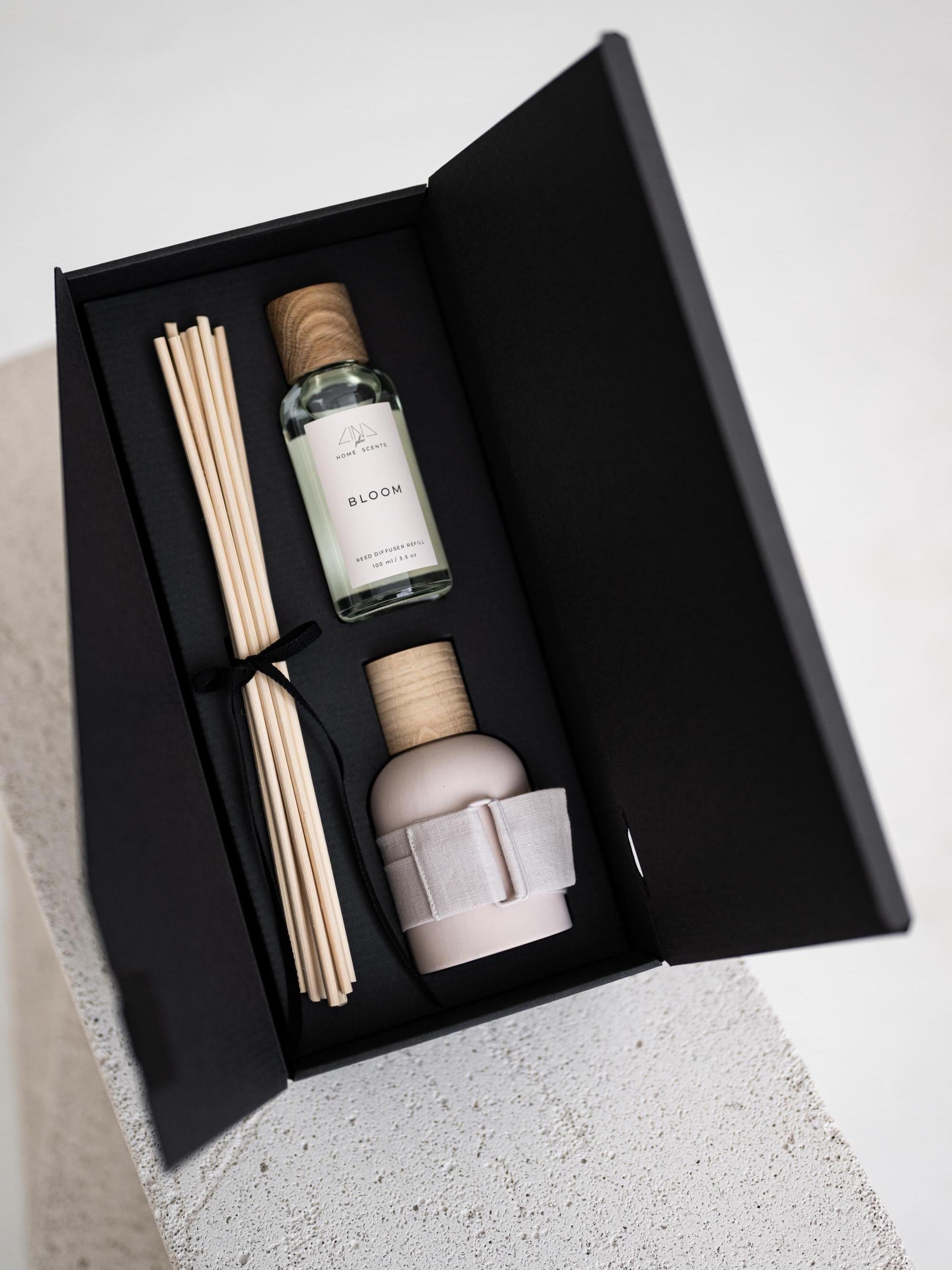 Pink Reed Diffuser Box PINK REED DIFFUSER: Bloom, Divine, Echo, Serenity. Ceramic Vase With ...