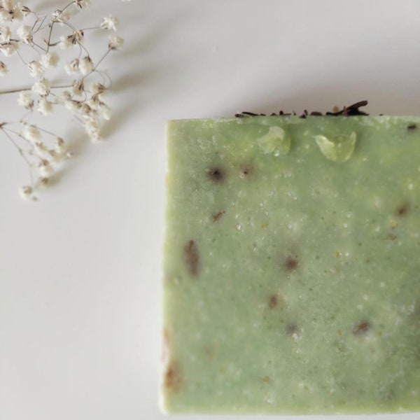 Savon exfoliant biologique Nori + Sea Veggies. Menthe poivrée, flocons d'avoine et sel de mer Fresh Forward exfoliant purifiant|nettoyant - Obtenez le bon équilibre !