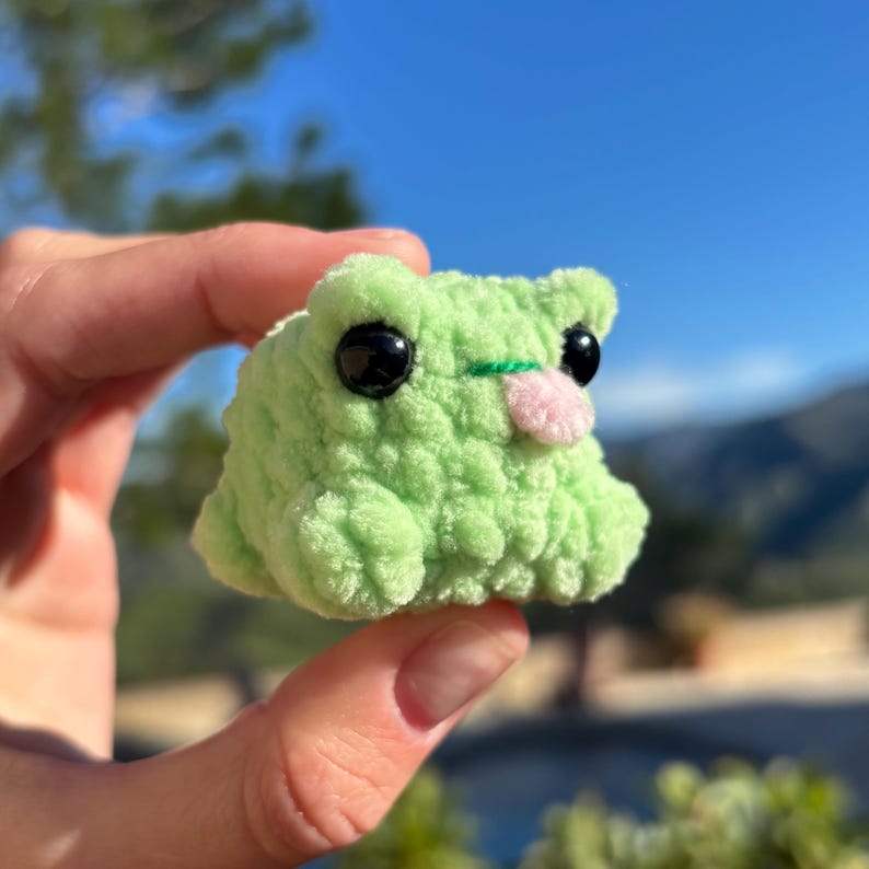 PACCHETTO di modelli di peluche a forma di rana all'uncinetto - Amigurumi senza cuciture (schemi PDF) immagine 12