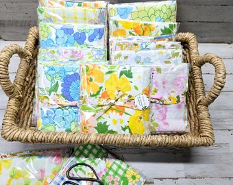 25 Vintage Sheet fabric Squares (6.5" x6.5") Floral Fabrics, Junk journal supply, Vintage sheets scraps, Quilt scraps, Charm pack, fabrics