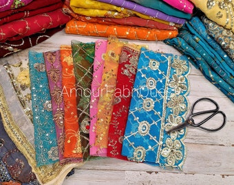 Sari-stof 10-pack VERSCHEIDENHEID (10,5 x 10,5&quot;) vintage sari-restjes / kralen stofresten / reeks stof / poppenkunst / voorraad junkjournal