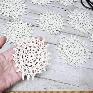 10 Crochet Lace Doilies 4" Doily lot, Mini vintage snowflake doilies, Collage, mixed media, junk journal, party doily grab bag (o)