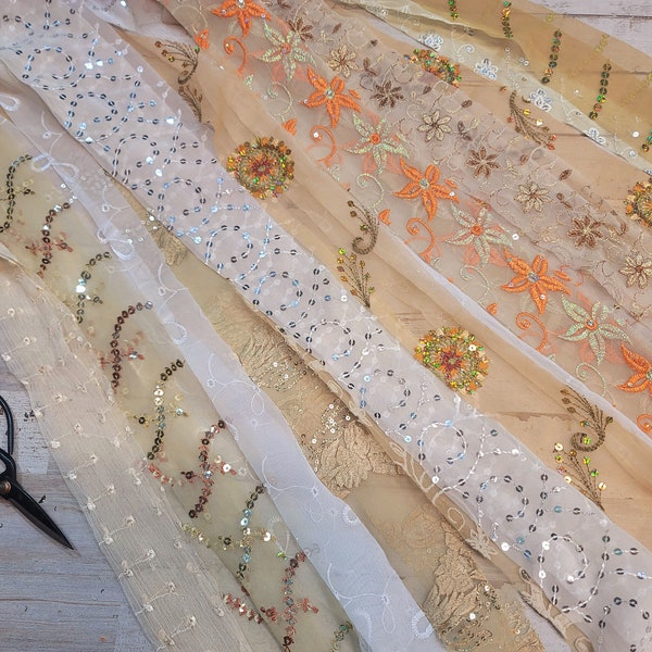 15 Yards WHITE/IVORY Sari Strips/Bohemian Strips/Boho Tassel making/Beaded Sari Strips/Embroidered  strips/Rug hooking/craft fabric strips