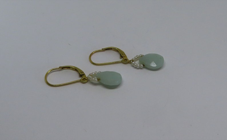 Vintage Thousand Flowers 1980s Amazonite Seed Pearls Semi Precious Stones 24K Gold Wash Sterling Silver Pierced Earrings New Old image 4