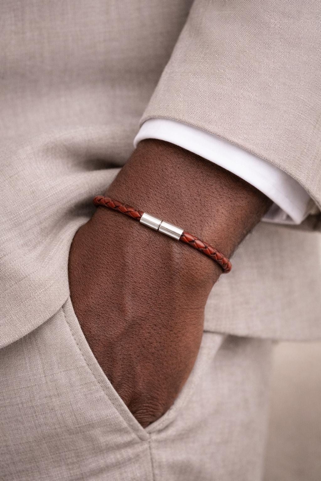 メンズ編み込みレザーブレスレット（スターリングシルバー留め具付き