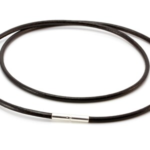 Collar de cuero marrón oscuro para hombre con cierre de plata de ley. Hecho a mano en el Reino Unido. imagen 3