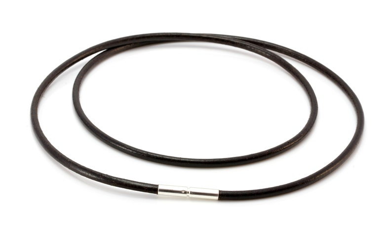 Collar de cuero marrón oscuro para hombre con cierre de plata de ley. Hecho a mano en el Reino Unido. imagen 3
