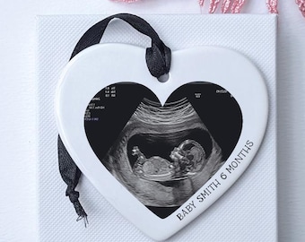 Personalised Baby Scan Keepsake Heart, Pregnancy Announcement Gift for Grandparents, Ultrasound Photo Gift, New Baby Reveal