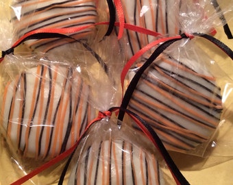 Black Favors Orange Favors Chocolate Covered Oreos Favors Halloween Party Favors Fall Favors Thanksgiving Day Party Favors Wedding Favor