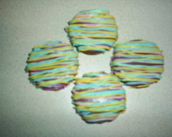 Pastel Chocolate Covered Oreos: Easter Party Favors
