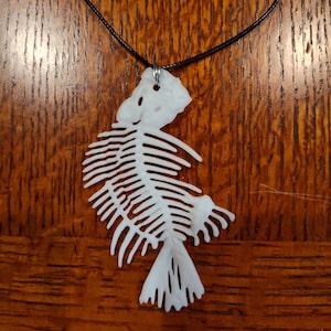Fish skeleton replica necklace