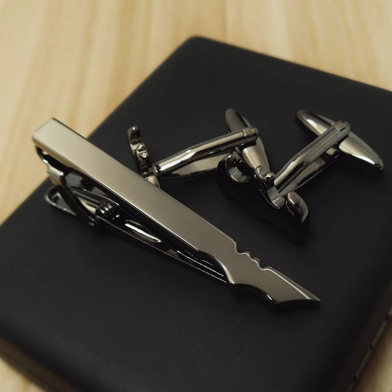 Cufflinks - DC Batman/Superman Combo Logo Gunmetal main image 0