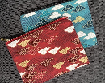 Gold Propitious Clouds Coin Pouch: Cotton Linen Zipper Wallet