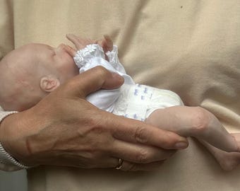 Heart beating, breathing Realistic lifelike  Micro preemie girl Emily - Fullbody silicone OOAK Magdalena&#39;s Art-Baby doll perfect gift